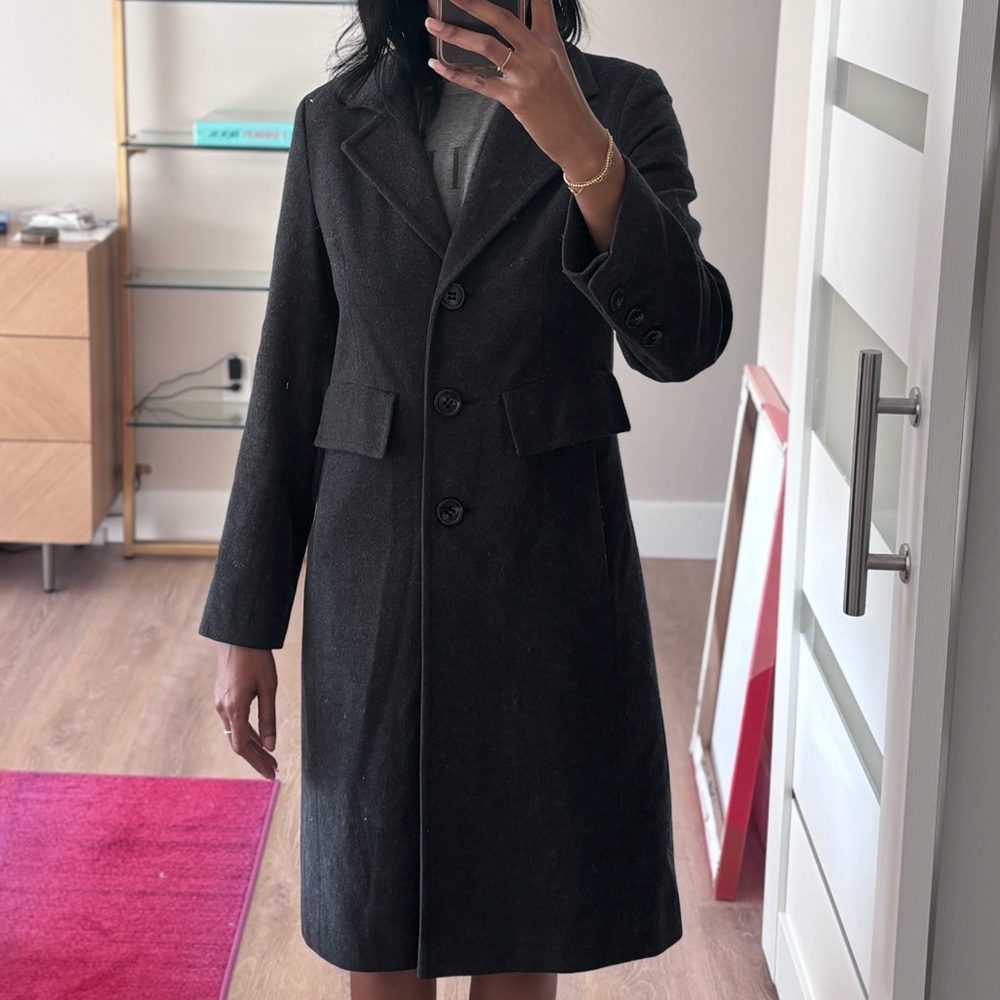 BCBG MaxAzria gray wool blend trench coat. Size small. Three buttons. Pockets.